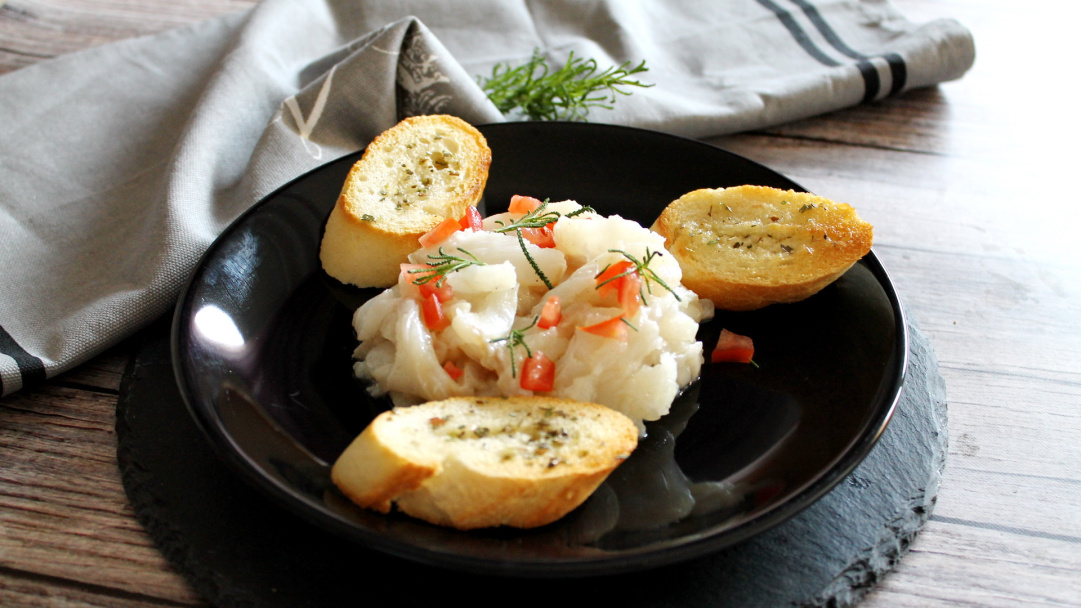 Marinated cod with oregano flavored toast recipe - Pödör