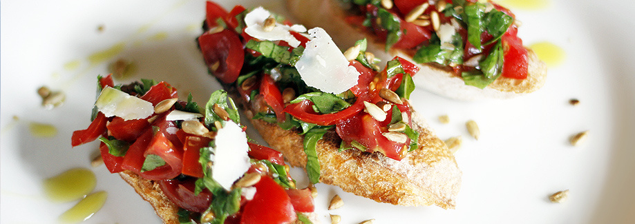 Bruschetta with hempseed oil - Pödör