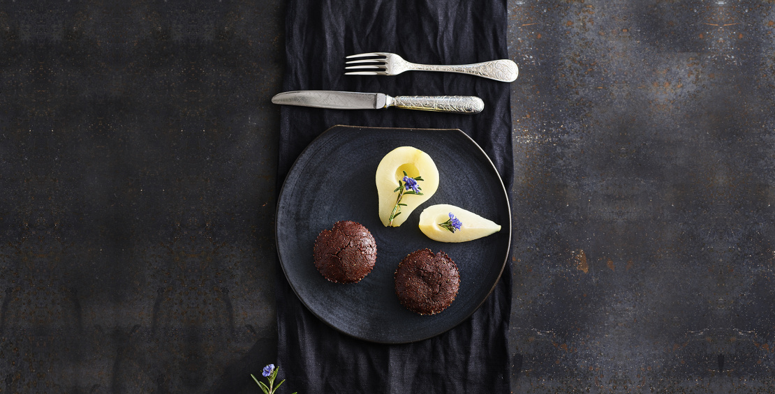 Chocolate tartlets with pear balsamico - Pödör